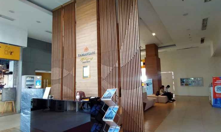 Tamansari Mahogany Apartemen by 7Rm, 卡朗 — 照片 1