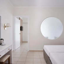 Miraluna Village & Spa, Kiotari — photo 4