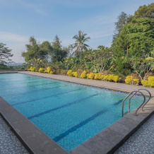 RedDoorz Premium @ Fafa Hills Resort Puncak, Sukaraja — photo 4