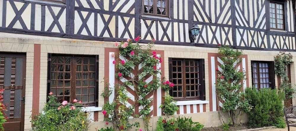 Chambres D'hôtes Chez Claire, Бёврон-ан-Ож — фото 1