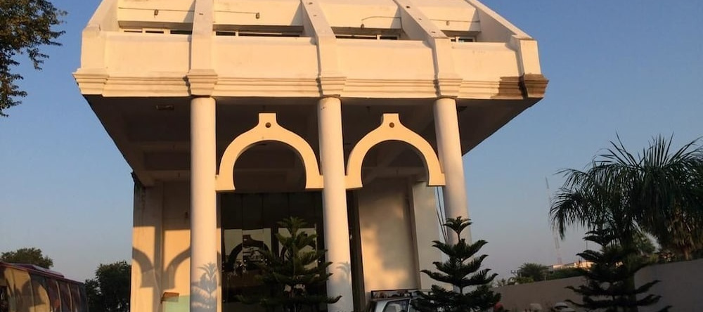 The Imperial Bodhgaya, Bodh Gaya — photo 1