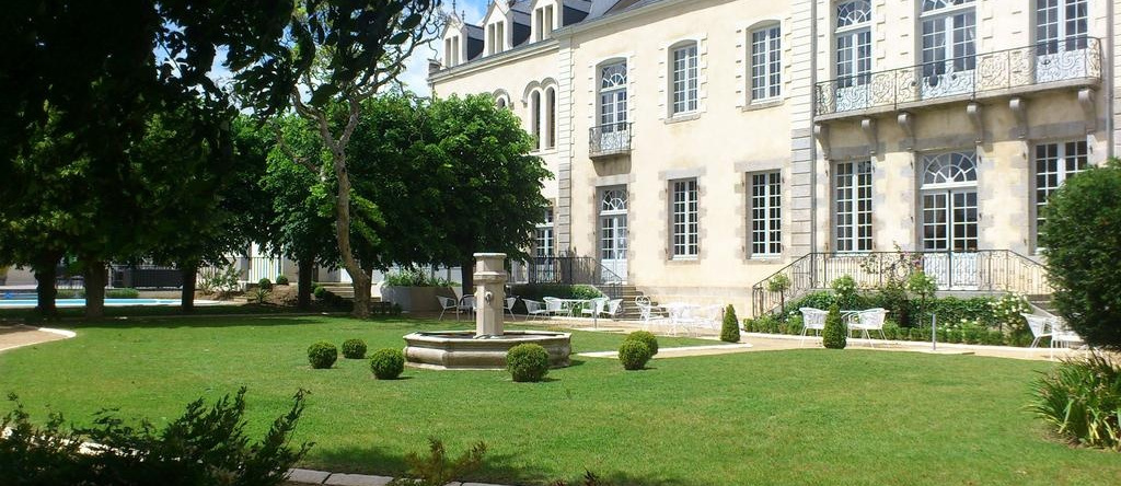 Hôtel Perier du Bignon, Laval — photo 1