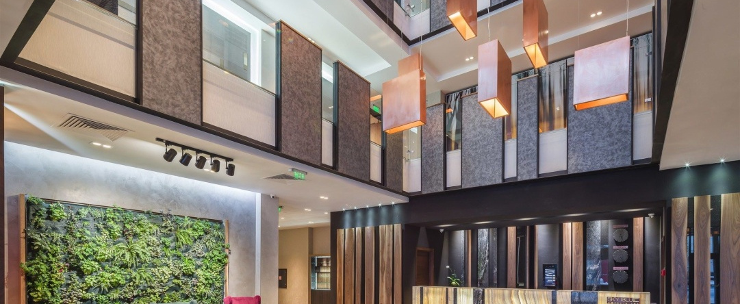 Sky Blue Hotel & Spa, Плоешти — фото 1