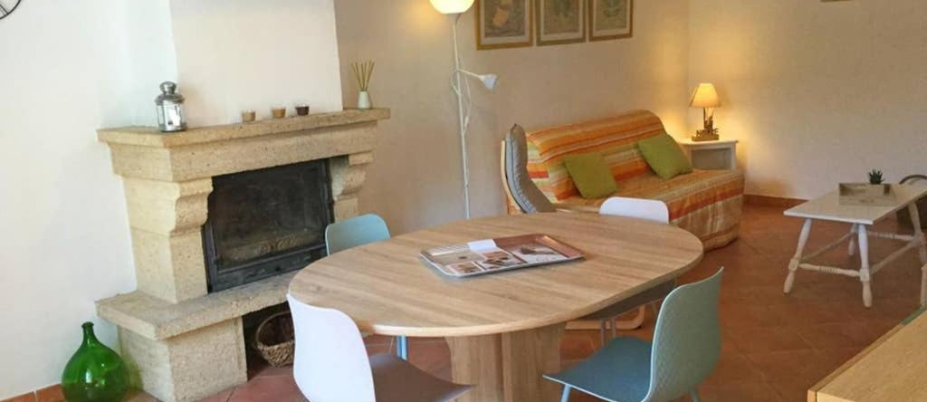 Partie D'une Ferme Provençale Avec Piscine Privée, Située Proche D'avignon, À Bédarrides, 6 Prs, Ls6-342-Fragoun, Бедаррид — фото 1