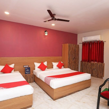 OYO 28645 Nirmalya Plaza, 布拉马普里 — 照片 4