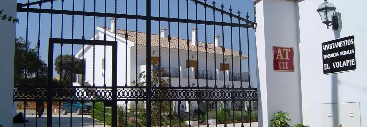 Apartamentos el Volapie, Montemayor — photo 1