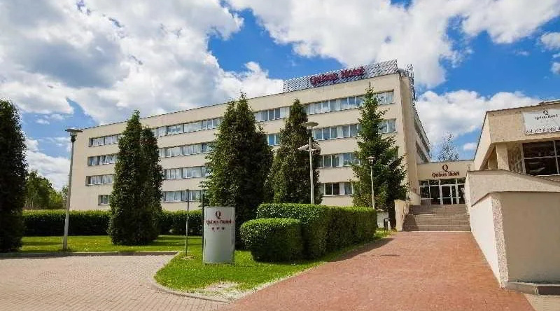 Qubus Hotel Wałbrzych, Walbrzych — photo 1