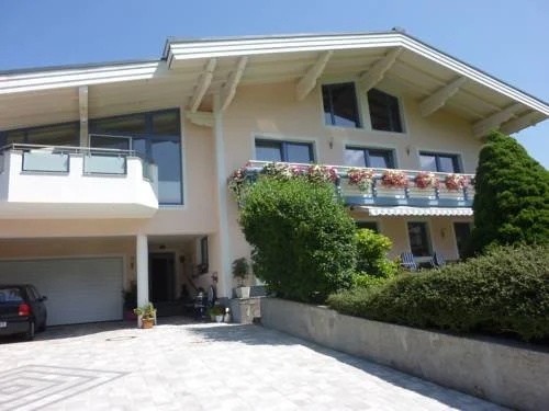Haus Lindenthaler, 阿布特瑙 — 照片 1