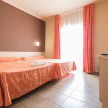 Tossa Beach-Center, Tossa de Mar — photo 5