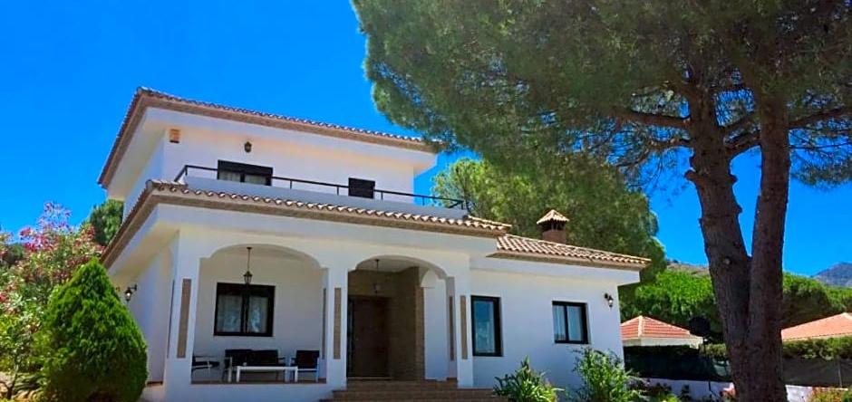 Villa Pinos Malaga, 阿尔奥林德拉托雷 — 照片 1