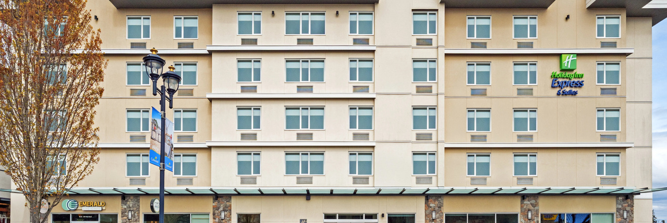 Holiday Inn Express & Suites Victoria - Colwood, Колвуд — фото 1