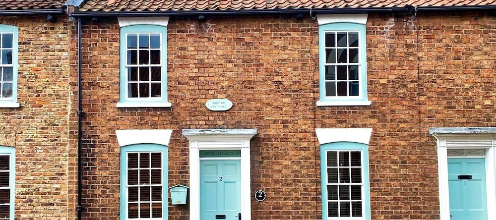 Characterful 3 Bed Cottage in Barrow Upon Humber, 巴罗厄姆亨伯 — 照片 1