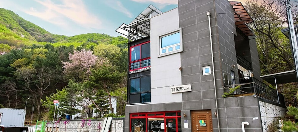 Cheolwon Elephant Pension(코끼리펜션), 东山 — 照片 1