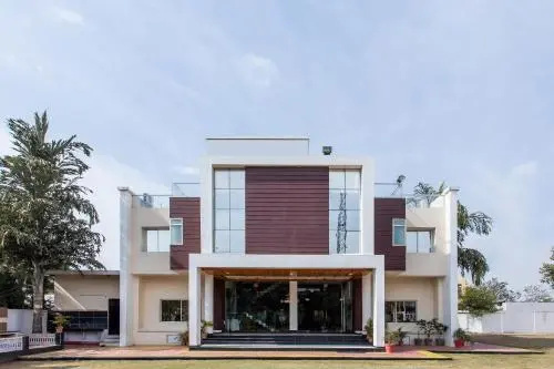 OYO 27774 Ganga Paradise, Dewas — photo 1