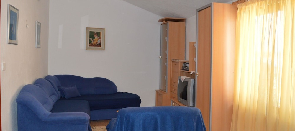 Apartments Savarin 550, Стариград Пакленица — фото 1