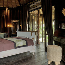 Most Exotic Beachfront Villa Keong, Tibubiu — photo 2