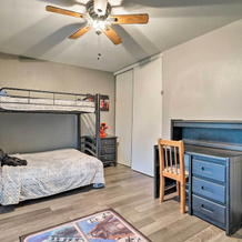Dog-friendly Texas Retreat w/ Hot Tub, Patio & Bar, 康弗斯 — 照片 4