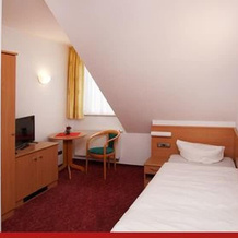 Hotel & Restaurant zur Linde, 洛伊纳 — 照片 2