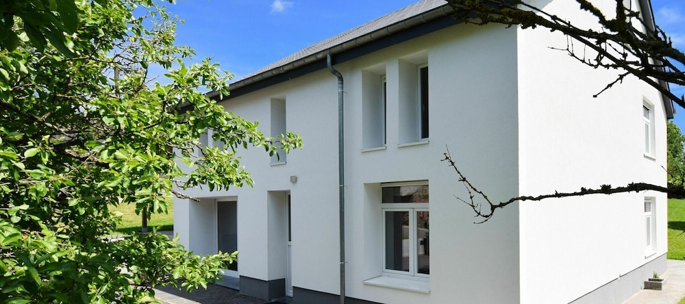 Modern, Well-equipped House With Sauna, Spacious Garden and Nice View, Daverdisse — photo 1