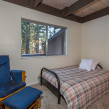 Skyline Chalet, 迈耶斯 — 照片 2