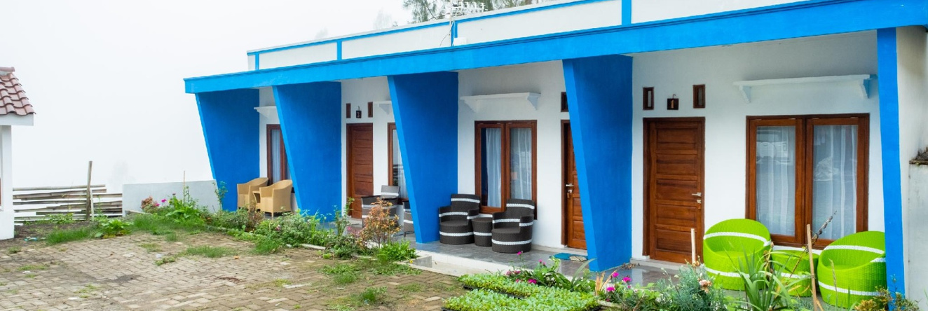 OYO 2169 Anugrah Bromo Homestay, 托萨里 — 照片 1