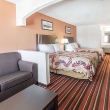 Days Inn & Suites by Wyndham Winnie, 温尼 — 照片 3