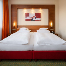 Parkhotel Am Taunus, 上乌瑟尔 — 照片 4