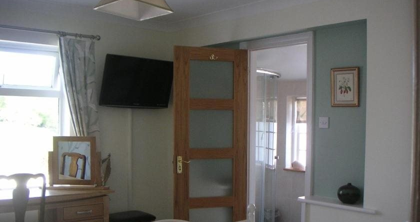 Woodgate Farm, Beckley — photo 1