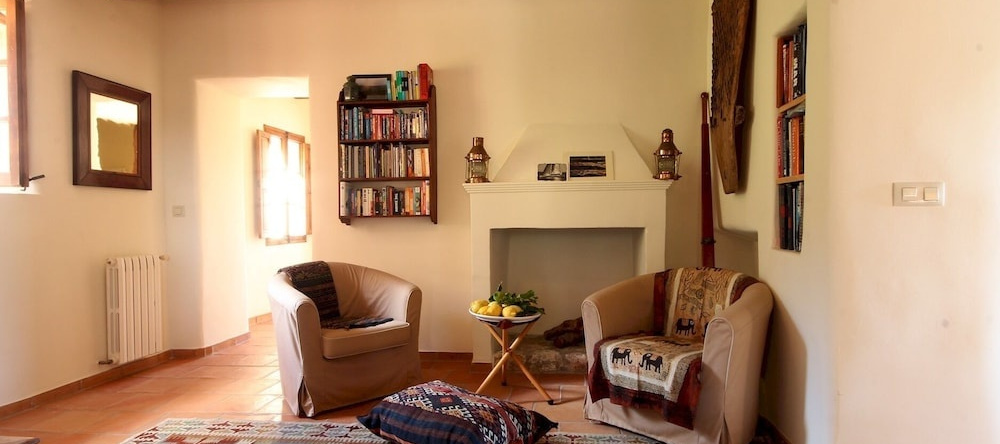Holiday Country House Mallorca Sleeps 6, Санта-Эухения — фото 1