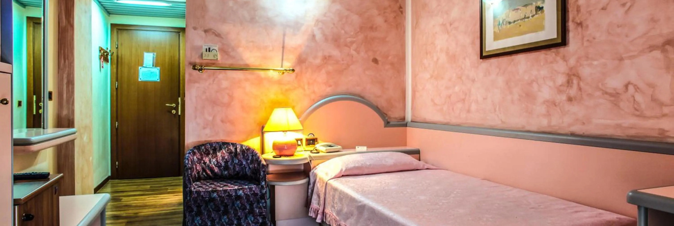 Hotel Grazia Deledda, 萨萨里 — 照片 1