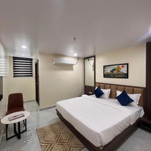 Hotel Soumya Sarovar, 杰格德尔布尔 — 照片 4