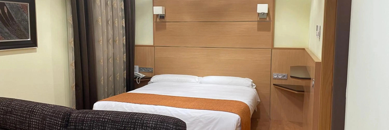Hotel Malena, 贝纳布隆 — 照片 1