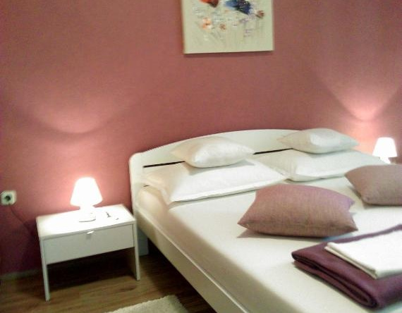 Apartment Mira, Trogir — photo 1