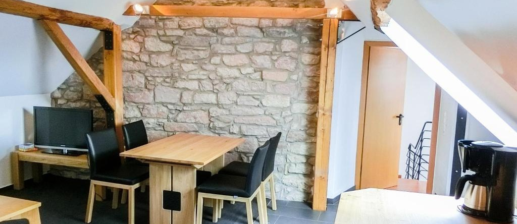 Gästezimmer Im Weingut Wolf, Гроскарльбах — фото 1