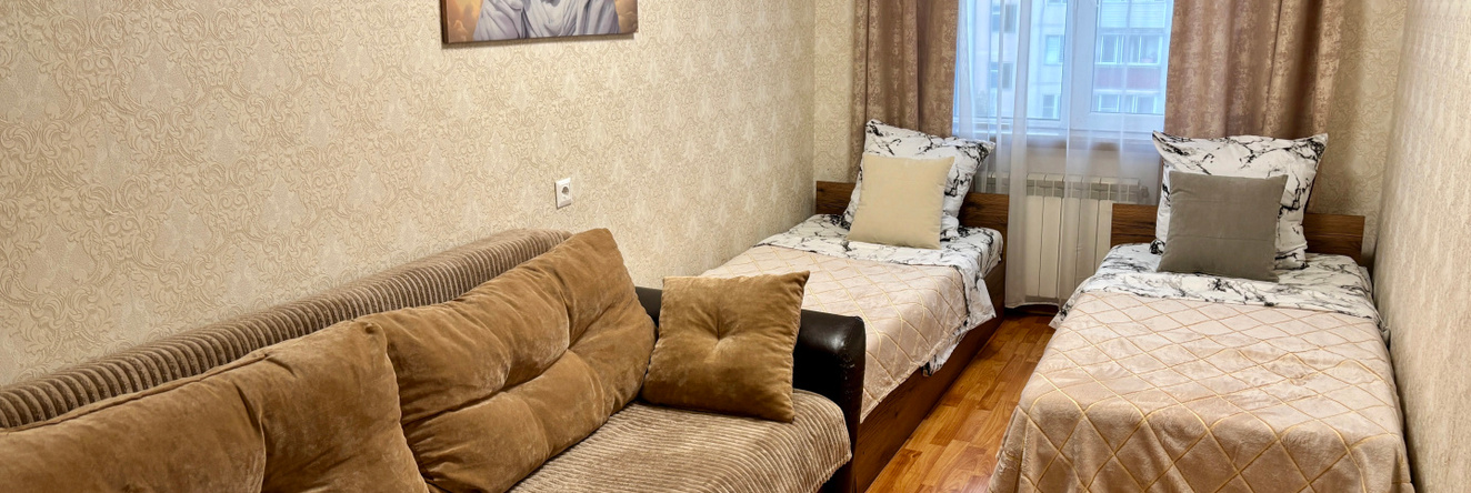 Na Fabrichnoy 2 Flat with Balcony, 加里宁涅茨 — 照片 1