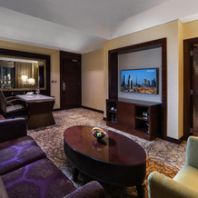 Dusit Thani Dubai, Дубай — фото 3