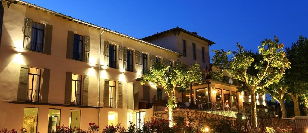 Les Lodges Sainte-Victoire Hotel & Spa, 勒托洛内 — 照片 1