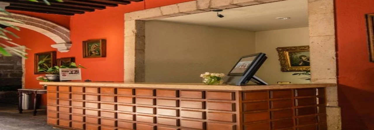 Hotel Misión Catedral Morelia, Морелиа — фото 1