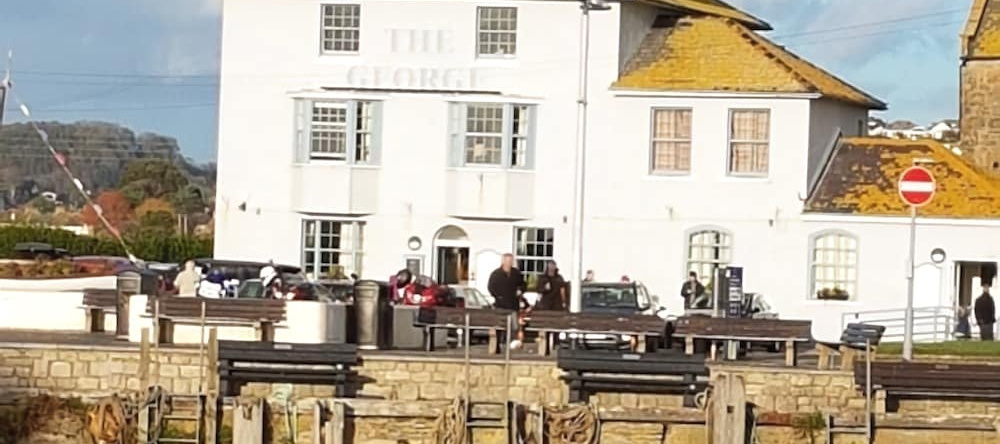 The George Inn, 巴顿-亨伯河畔 — 照片 1