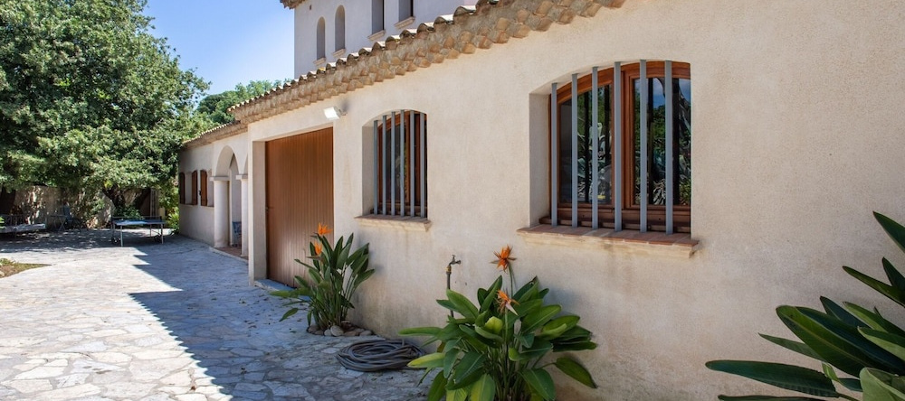 Premium Villa in Ollioules with Swimming Pool, 奥良 — 照片 1