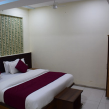 Sun Shine by Sky Stays Hotel, Mahesana — photo 5