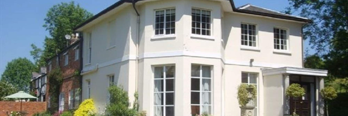 Detmore House, Cheltenham — photo 1