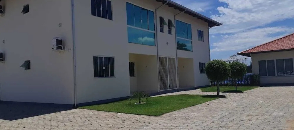Residencial Do Angelo, Пинейра — фото 1