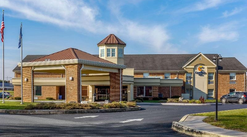 Comfort Inn Lancaster - Rockvale Outlets, Ланкастер — фото 1