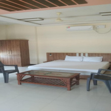 Capital O 82220 Athitya Resort, 西卡尔 — 照片 4