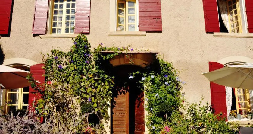 Le Presbytere en Provence, Saint-Etienne-du-Gres — photo 1