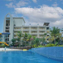 Jamboo Kingdom Hotel & Resort, Тулунгагунг — фото 5