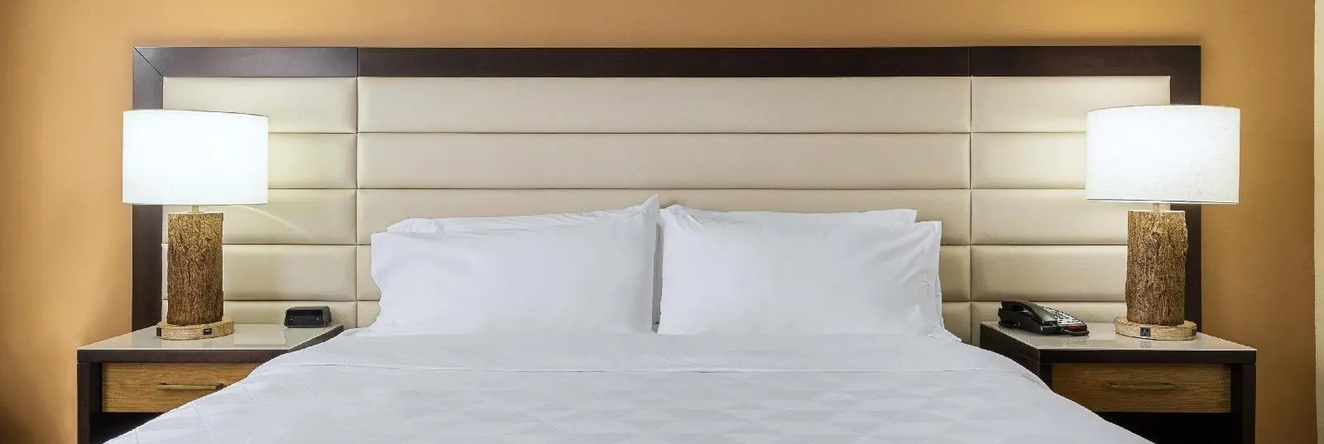 DoubleTree by Hilton Greensboro Airport, 格林斯伯勒 — 照片 1