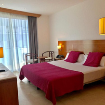 Hotel Calasanz, 莫林斯德雷 — 照片 5