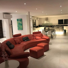 Luxury villa with heated pool, 坎波米哈斯 — 照片 2